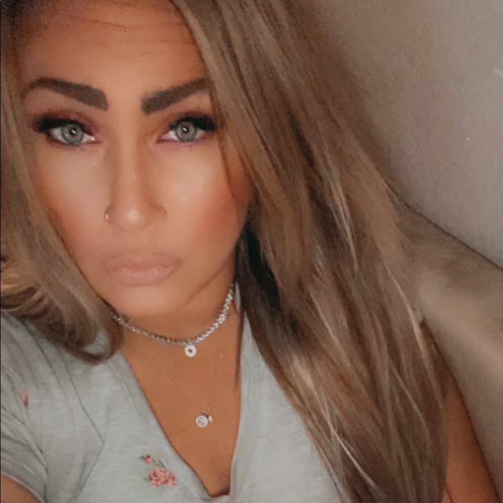 Meet your Posher, Samantha